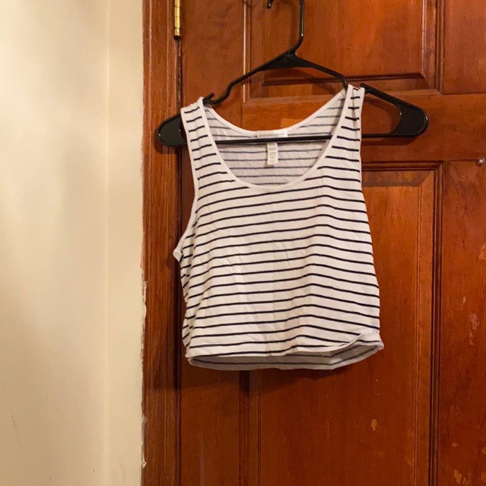 crop top